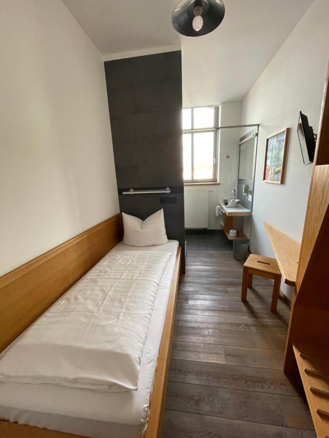 Fronveste Das Alte Knasthaus Meiningen Extérieur photo